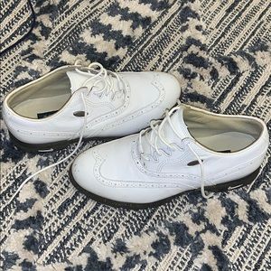 Nike Zoom Air Women’s Golf Shoes | Size: 7